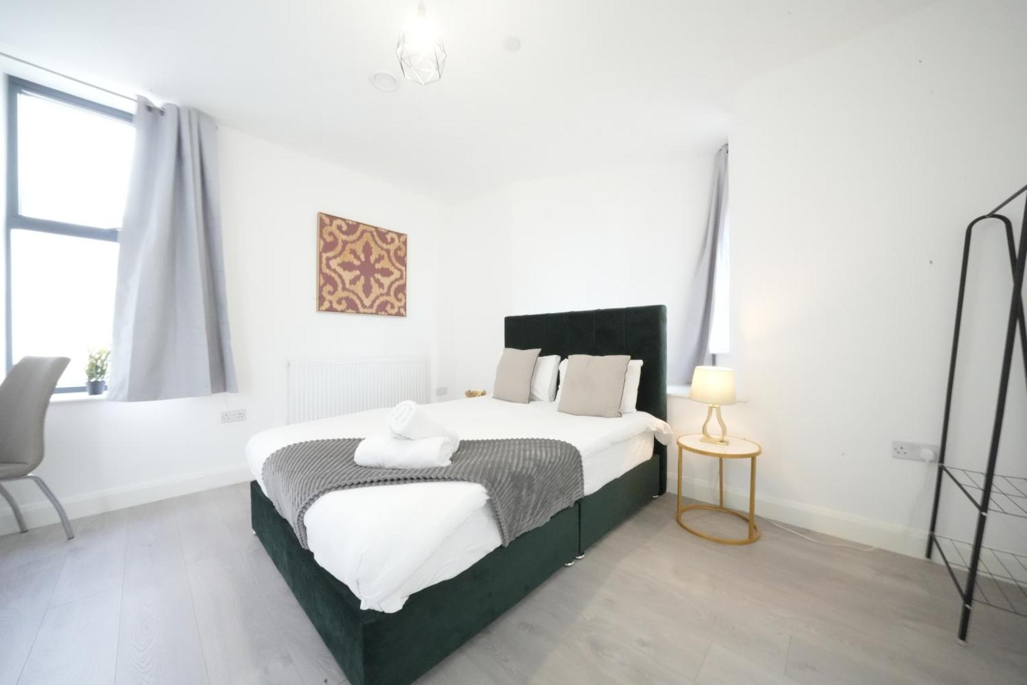 Ealing Broadway Great Stay 7-Minute Walk From The Underground Zewnętrze zdjęcie