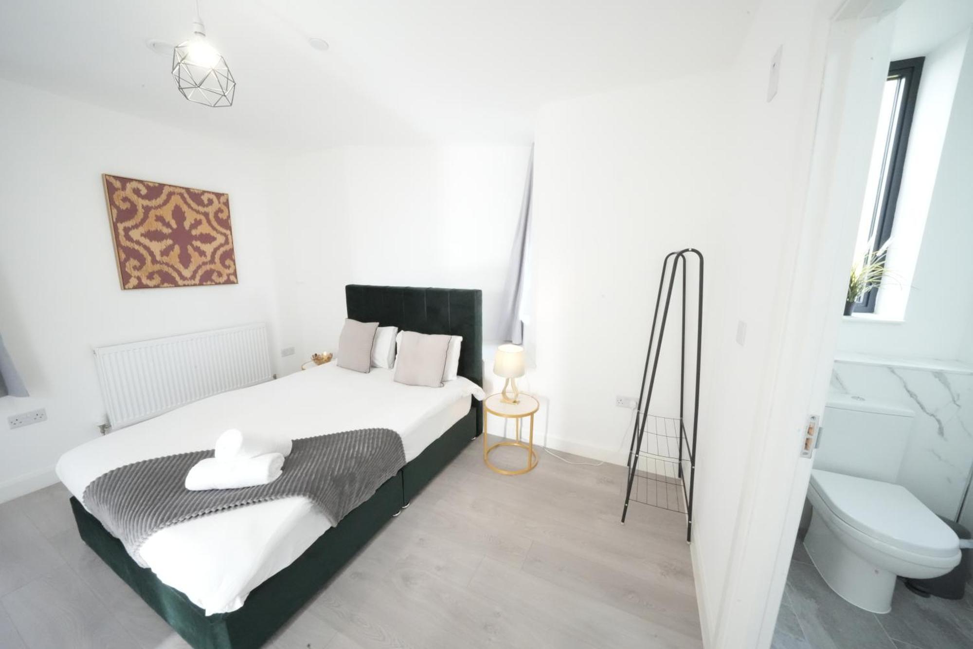 Ealing Broadway Great Stay 7-Minute Walk From The Underground Zewnętrze zdjęcie