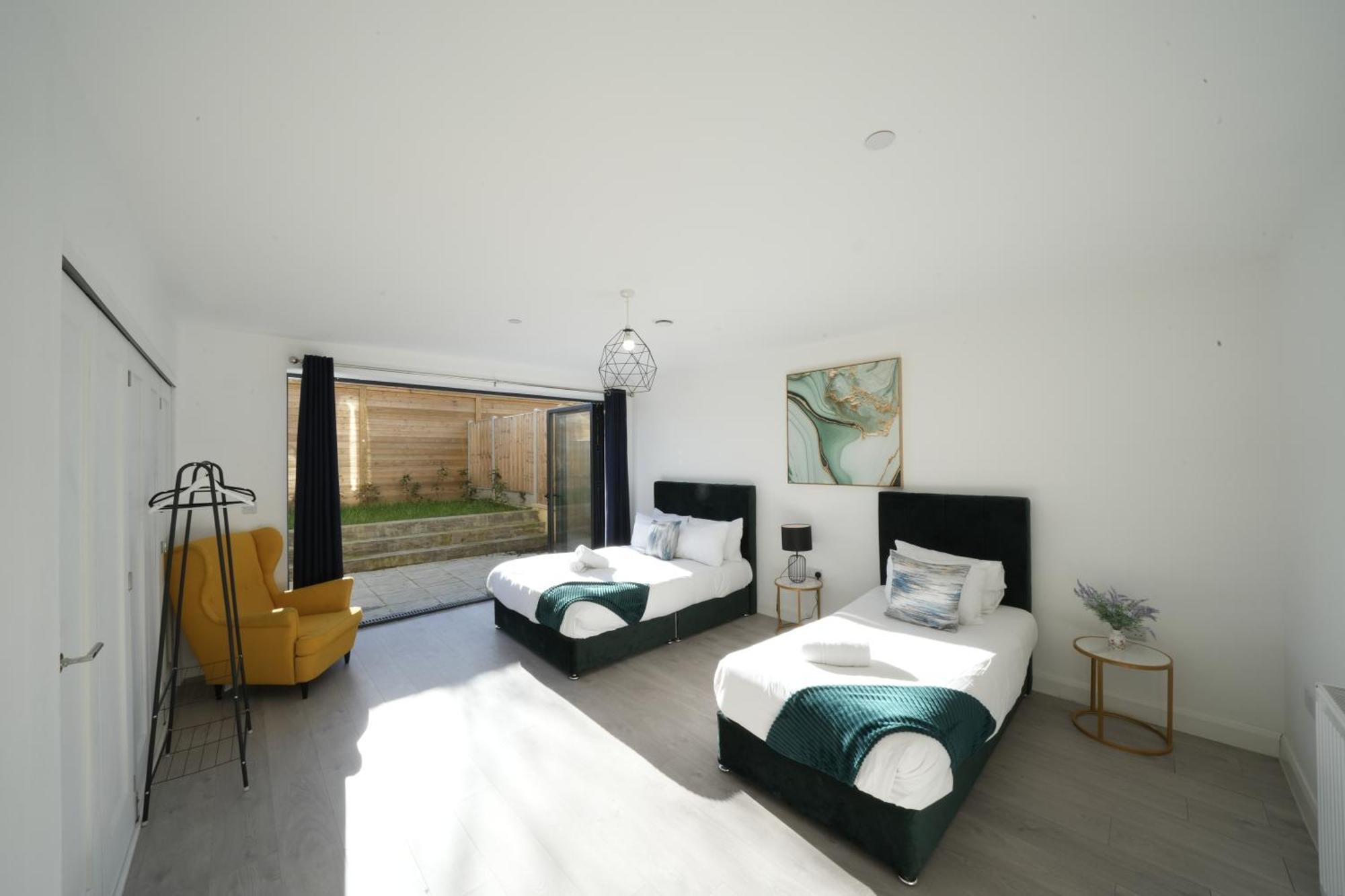 Ealing Broadway Great Stay 7-Minute Walk From The Underground Zewnętrze zdjęcie