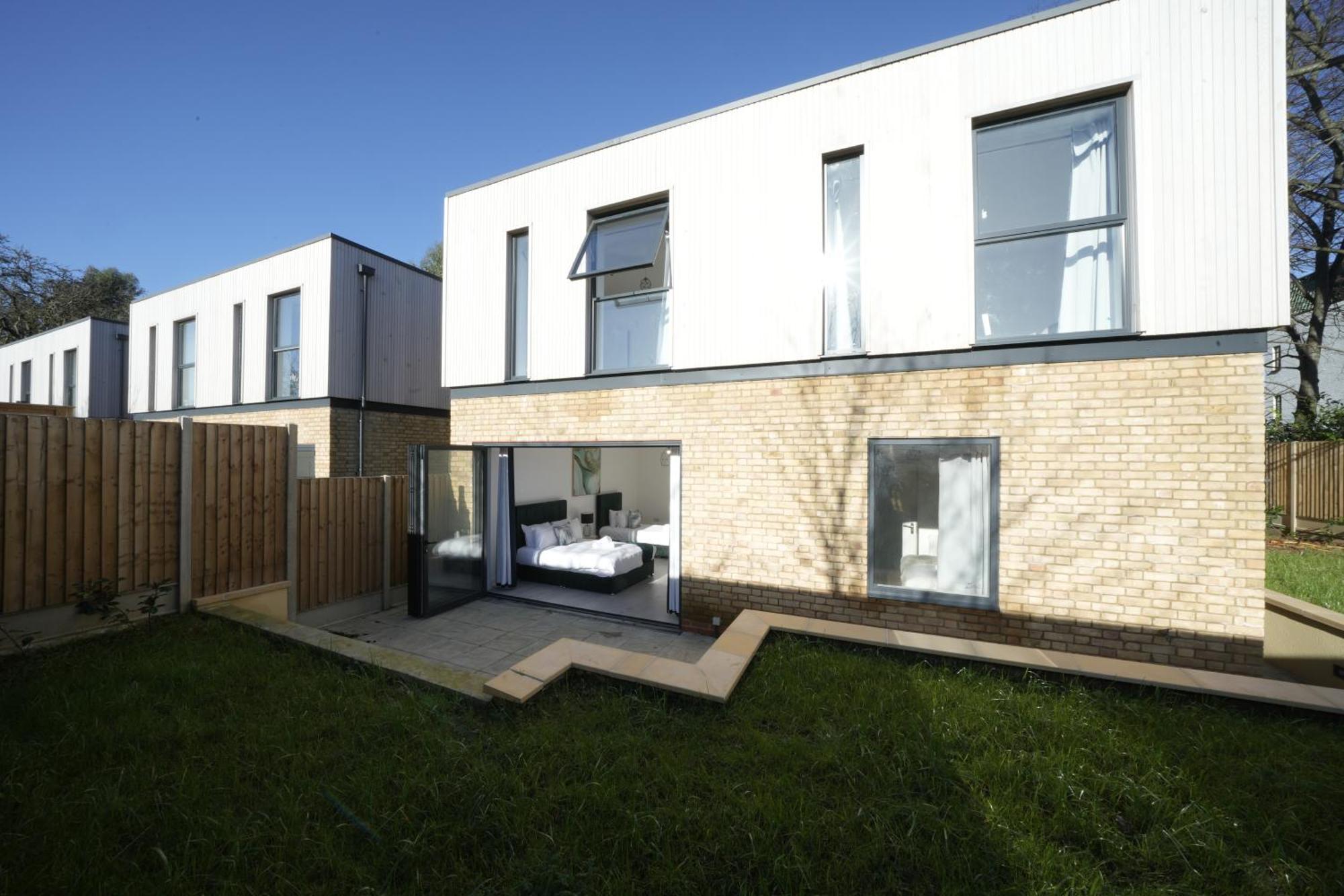 Ealing Broadway Great Stay 7-Minute Walk From The Underground Zewnętrze zdjęcie