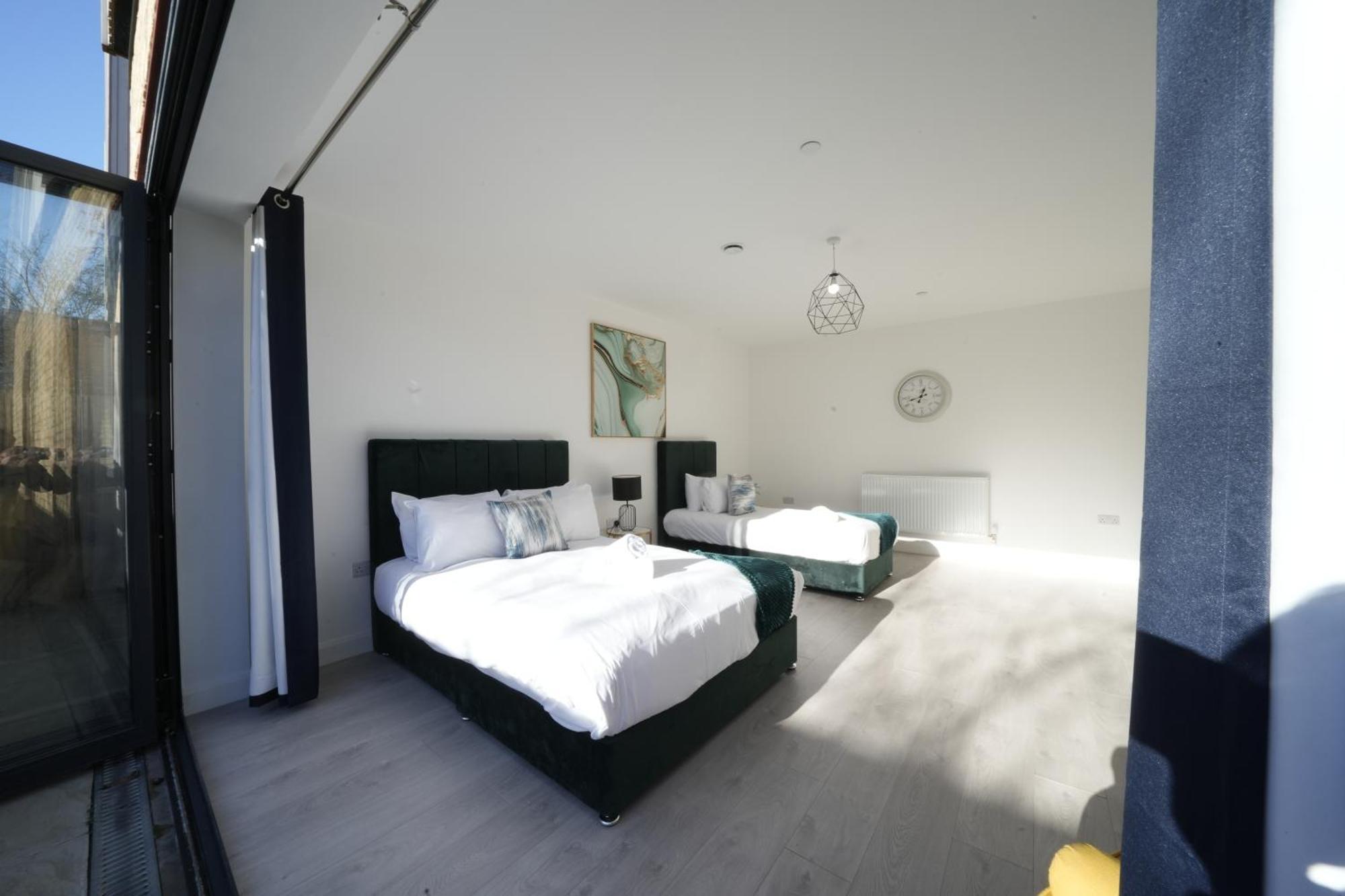 Ealing Broadway Great Stay 7-Minute Walk From The Underground Zewnętrze zdjęcie