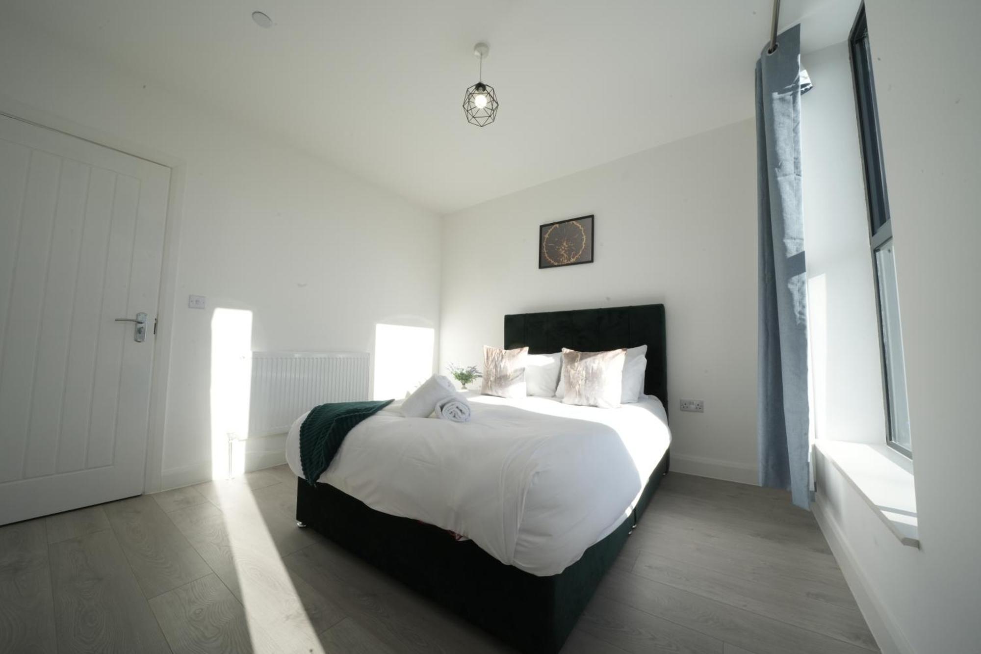 Ealing Broadway Great Stay 7-Minute Walk From The Underground Zewnętrze zdjęcie