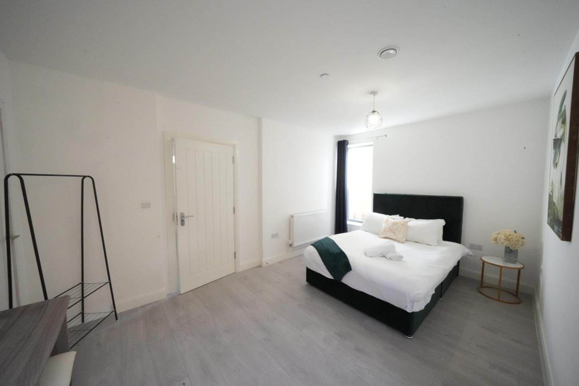 Ealing Broadway Great Stay 7-Minute Walk From The Underground Zewnętrze zdjęcie