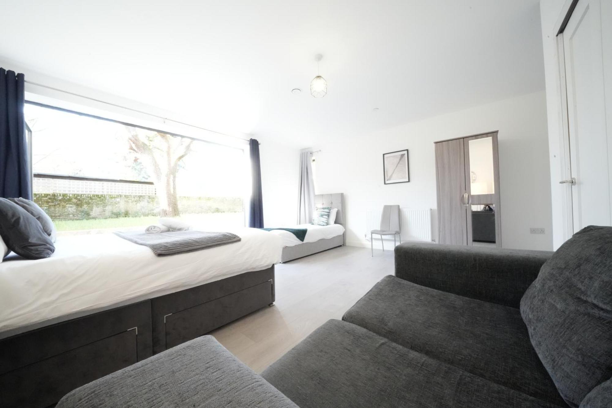 Ealing Broadway Great Stay 7-Minute Walk From The Underground Zewnętrze zdjęcie