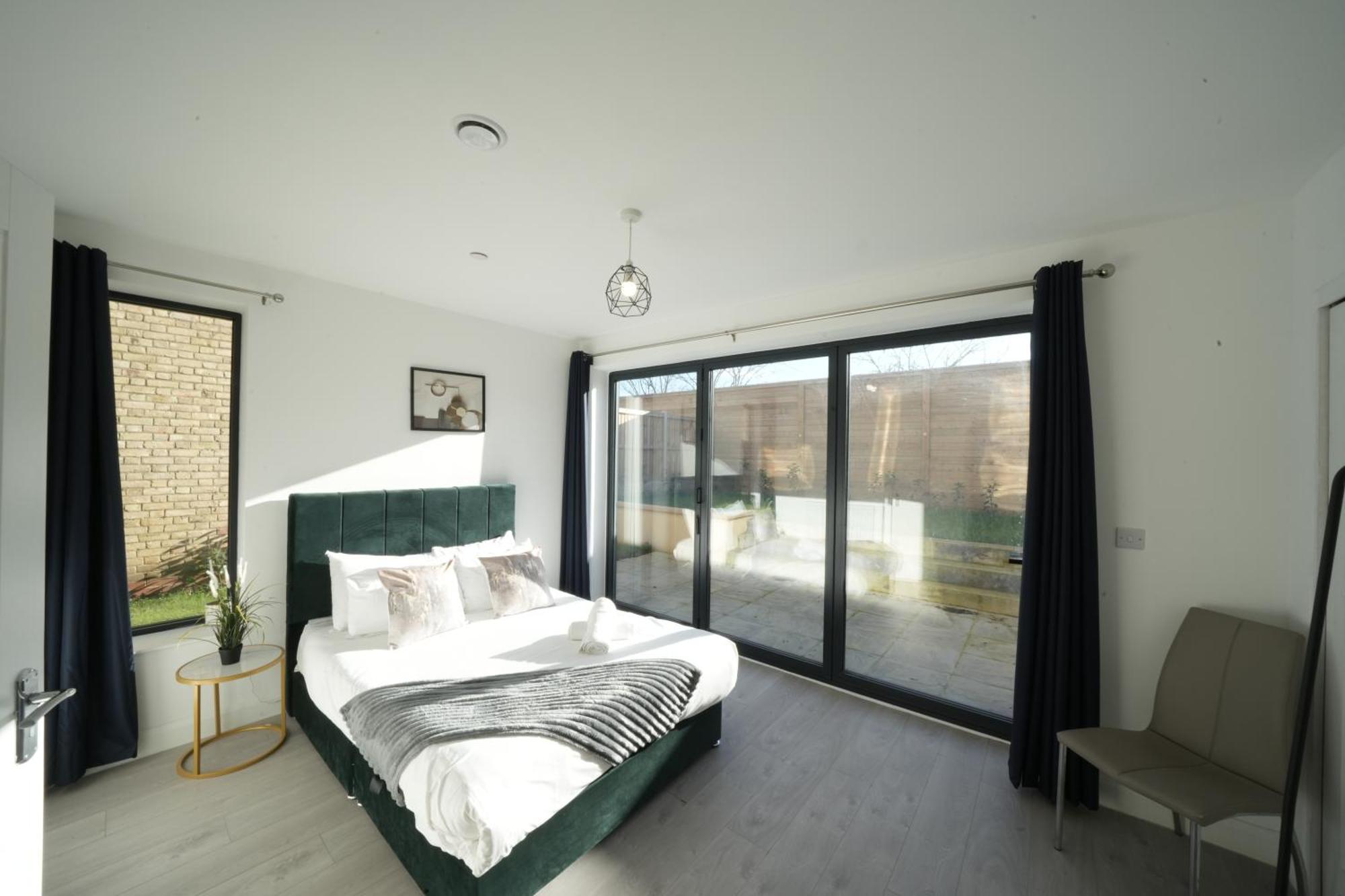 Ealing Broadway Great Stay 7-Minute Walk From The Underground Zewnętrze zdjęcie